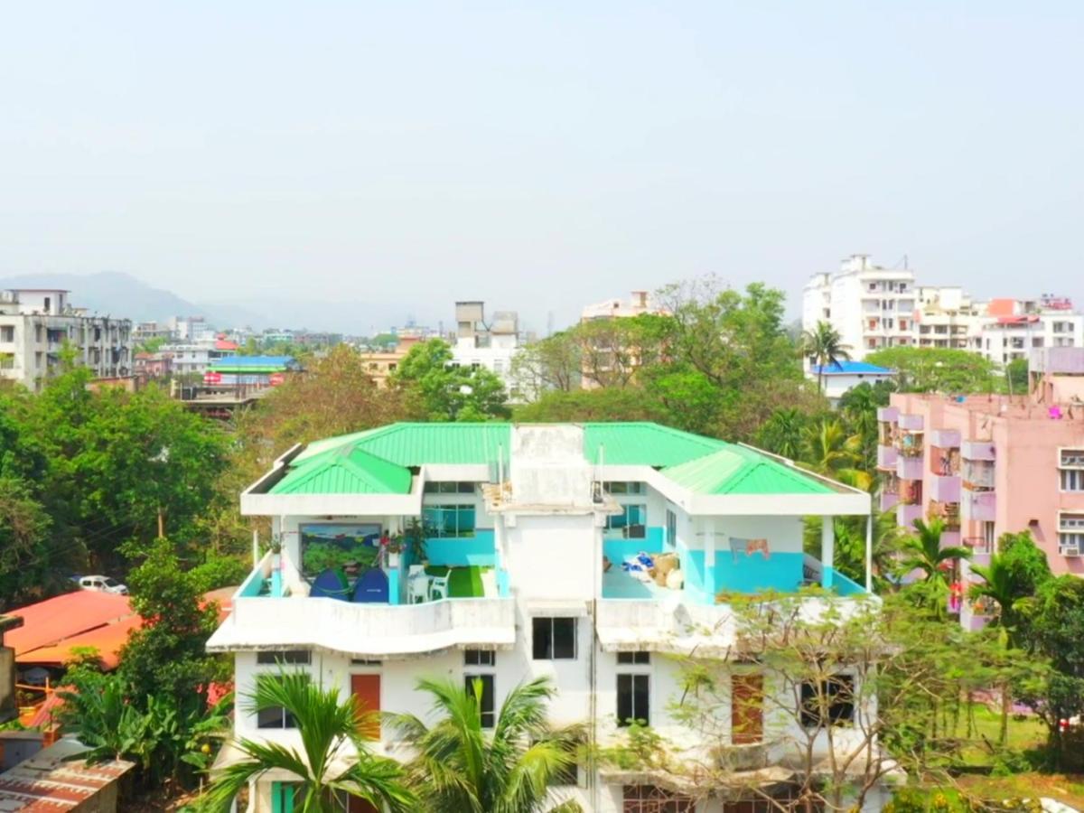 Hotel Cupidtrails Backpacker'S Penthouse Guwahati Exterior foto
