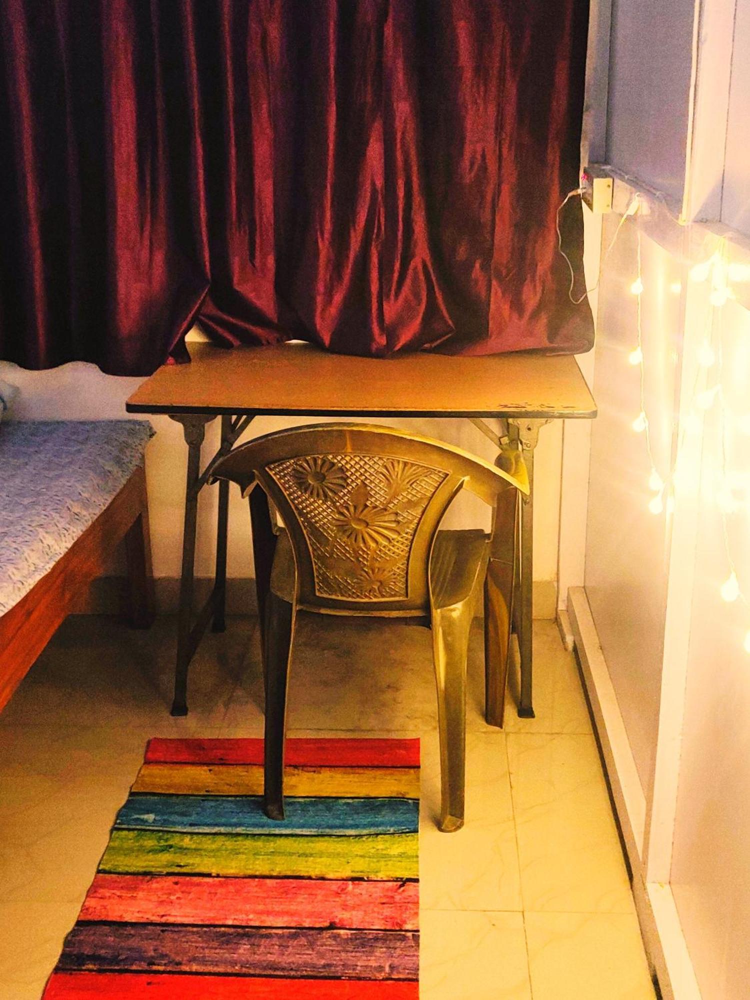 Hotel Cupidtrails Backpacker'S Penthouse Guwahati Zimmer foto